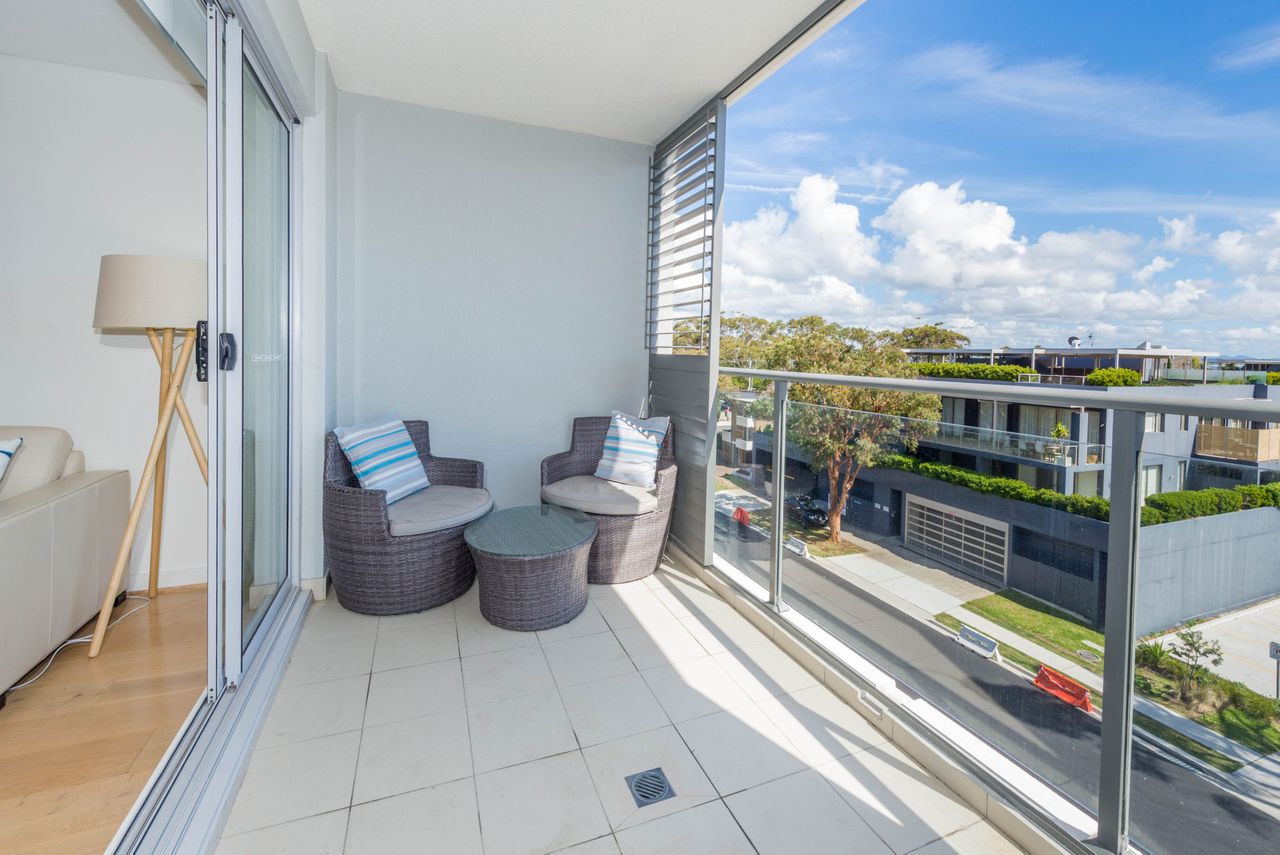 Property Image 2 - The Shoal Unit 405 - Shoal Bay