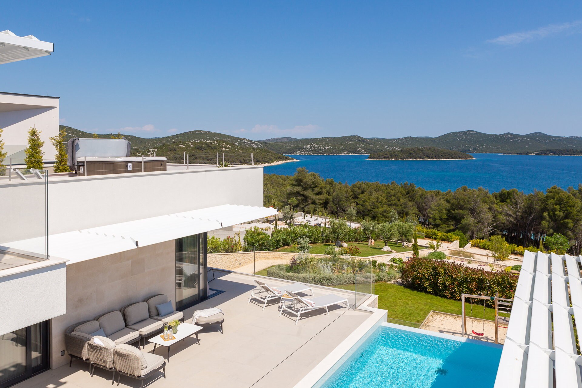 Property Image 2 - Luxury Villa Aquila with Pool