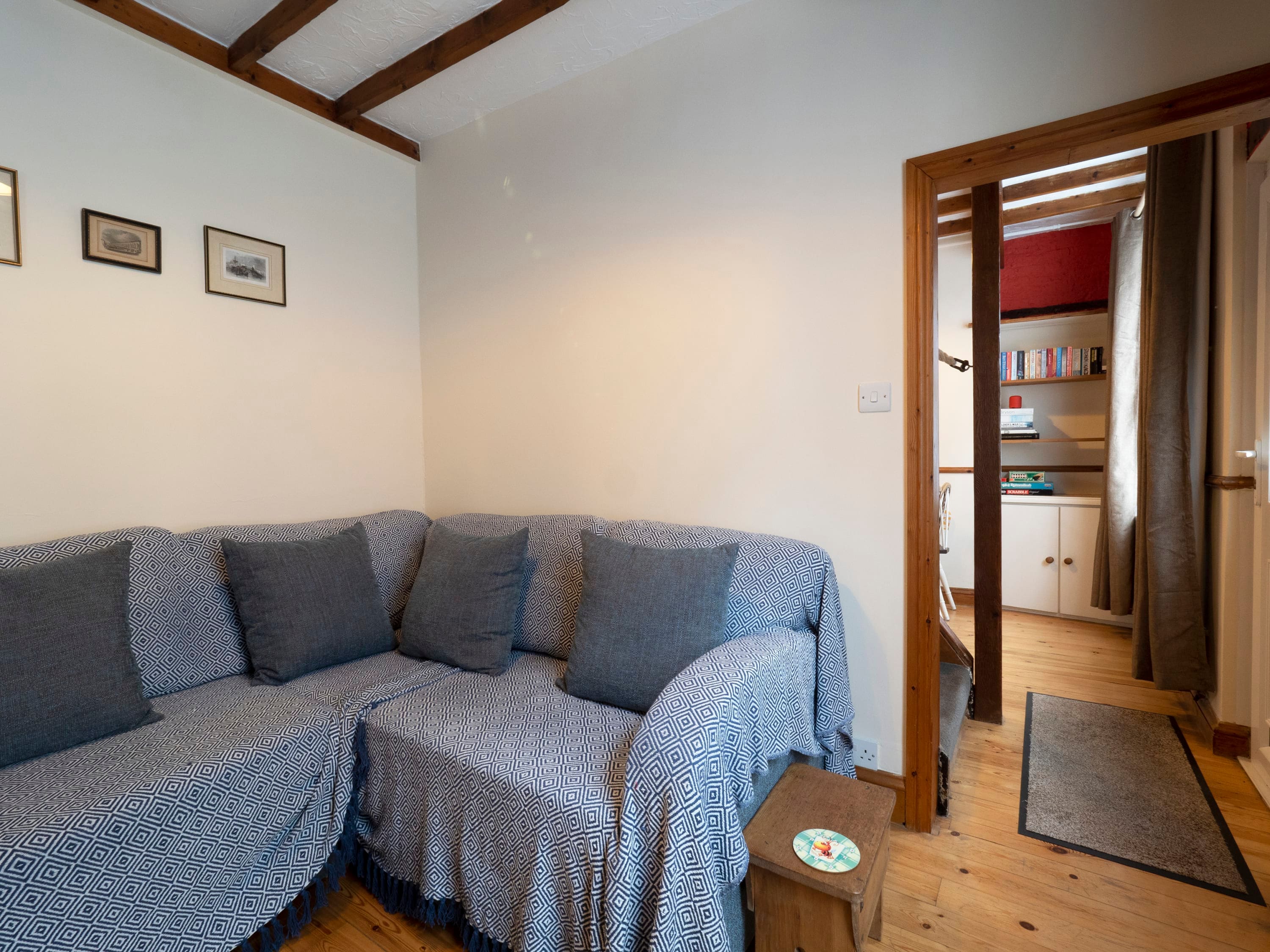 Property Image 2 - Ethelbert Cottage - Cosy seaside retreat in the heart of Broadstairs