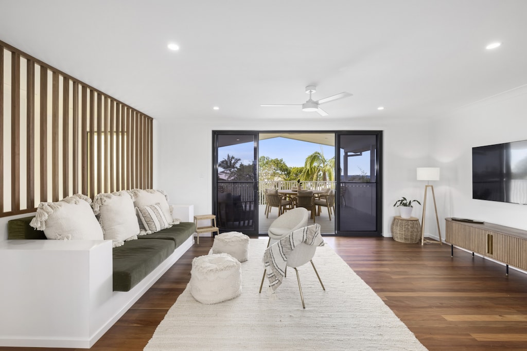 Spacious Living Area