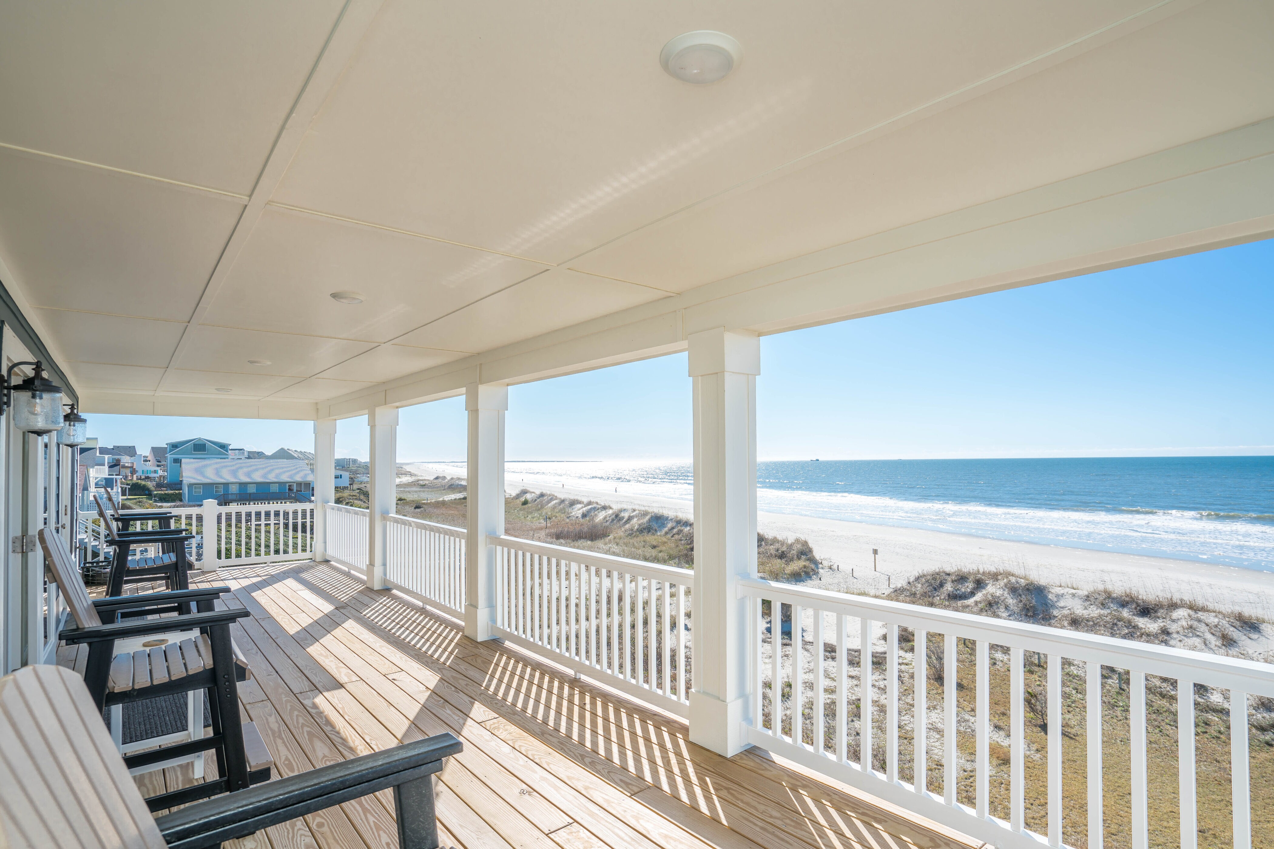 Property Image 2 - NEW! Oceanfront w/ Direct Access to Beach & View of Pier.  The Seventh Wave