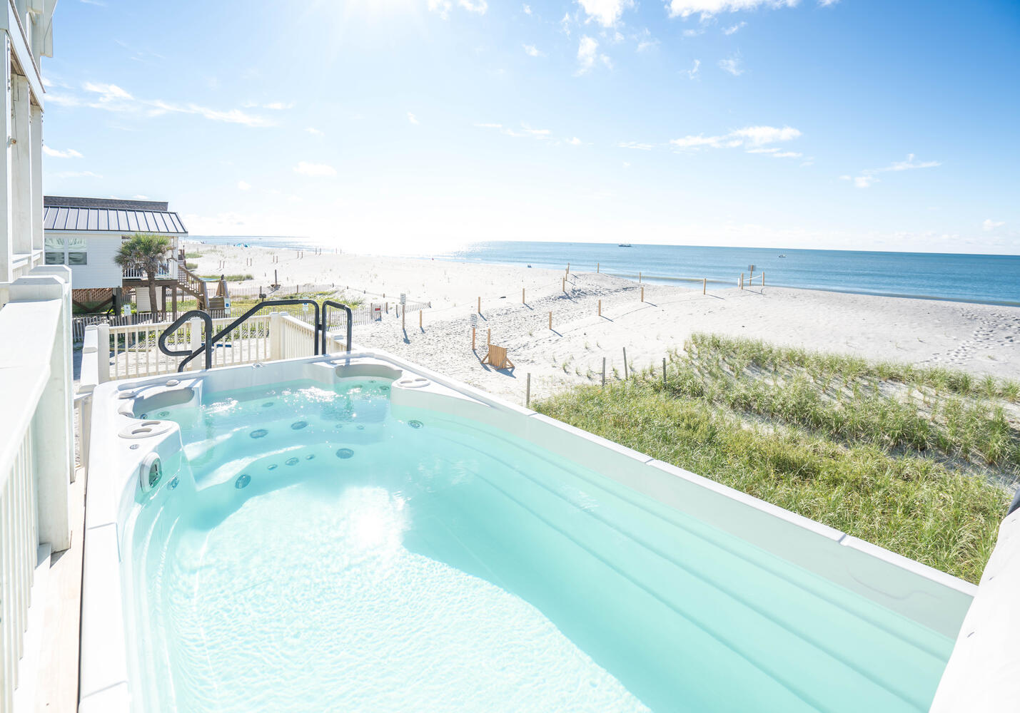 Beautiful Oceanfront Swimspa