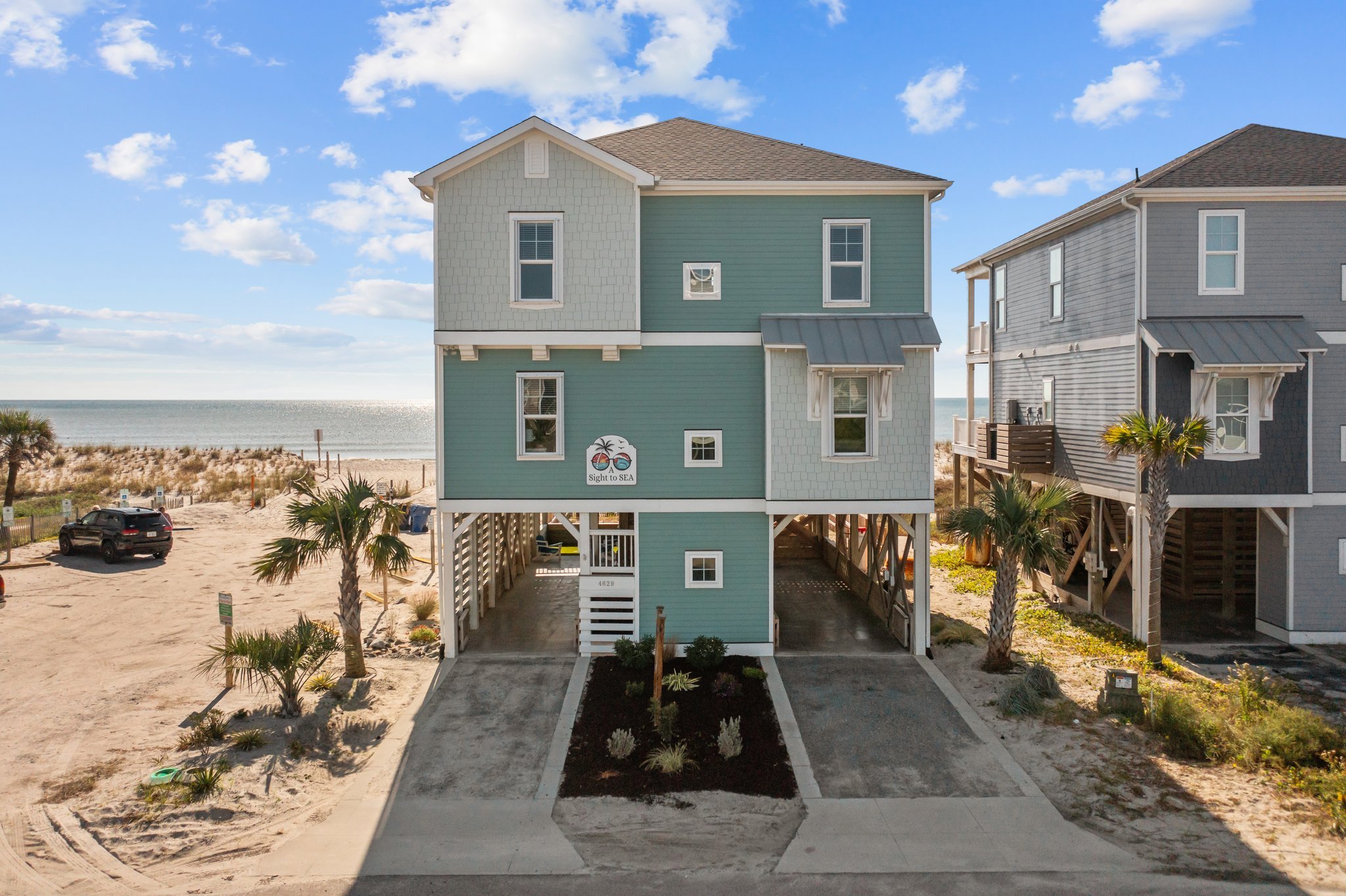 Property Image 1 - Oceanfront 6 BR home truly a sight to ’sea’ - A Sight To Sea