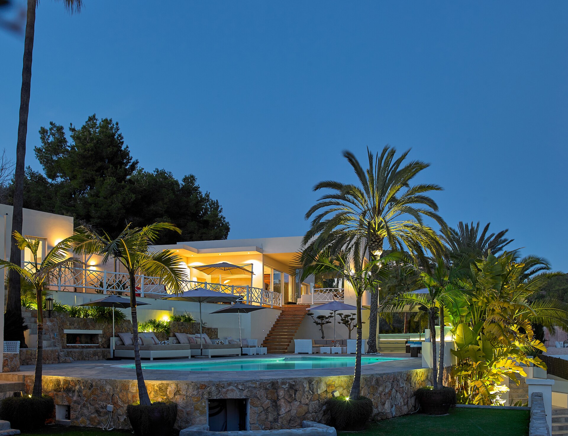 Property Image 2 - Rent Your Luxury 5 Bedroom Villa, Ibiza Villa 1013