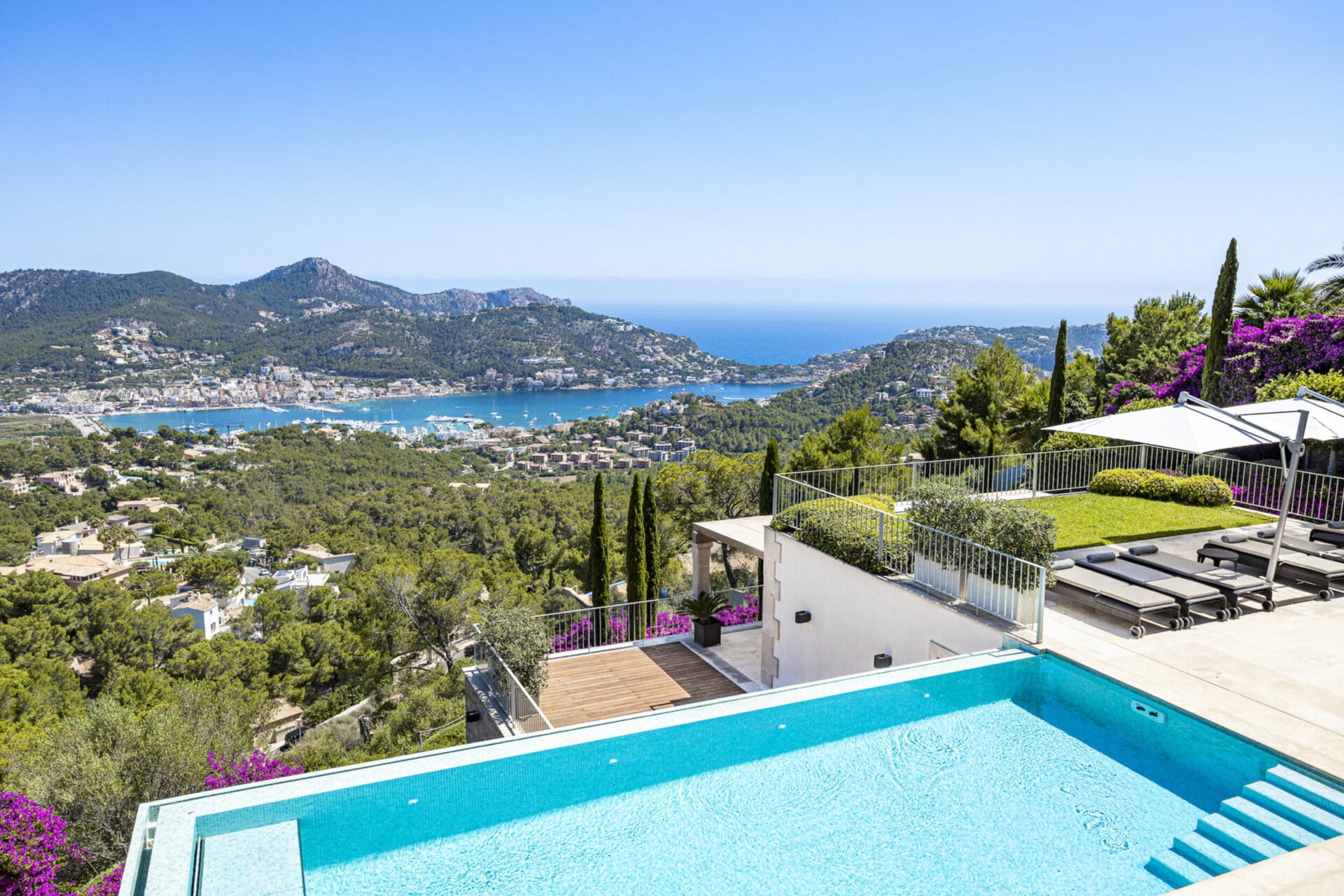 Property Image 2 - The Ultimate Luxury Villa with Private Pool, Mallorca Villa 1008