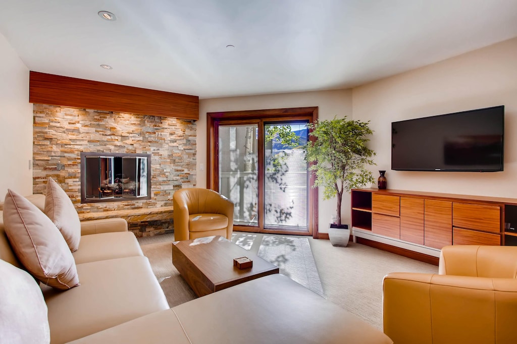 Large living area and scenic deck