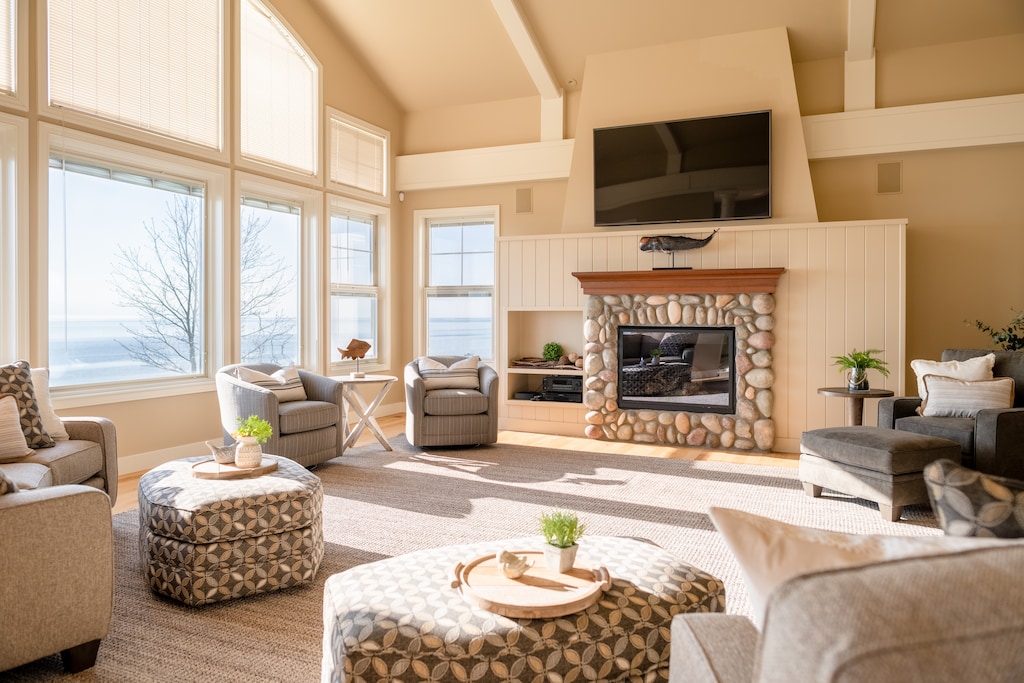 Main Floor Living Space