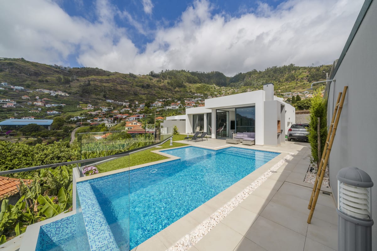 Property Image 1 - House with pool and sea view, Pearl of Calheta
