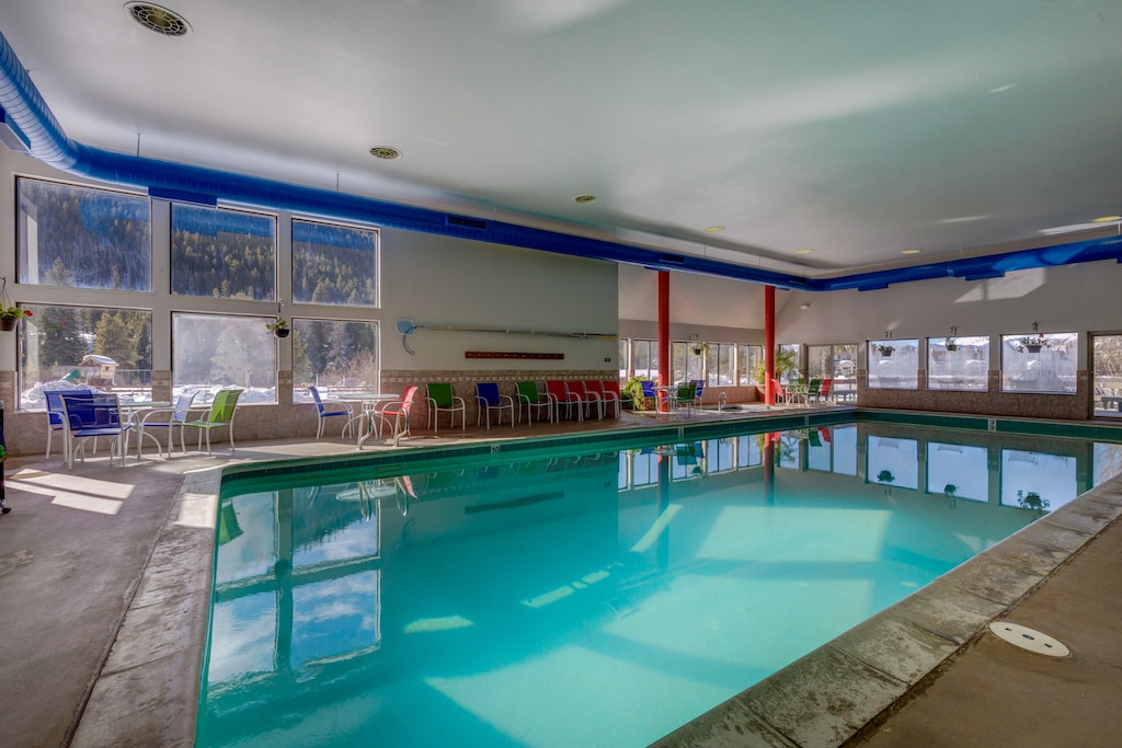 Indoor pool for guest use at the East Lake Clubhouse. 
