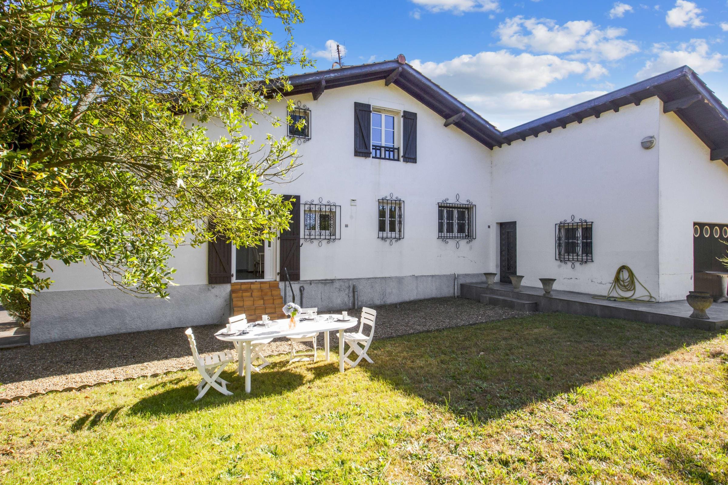 Property Image 2 - Wonderful apartment with a yard and parking space - Anglet Property Image 2 - Wonderful apartment with a yard and parking space - Anglet