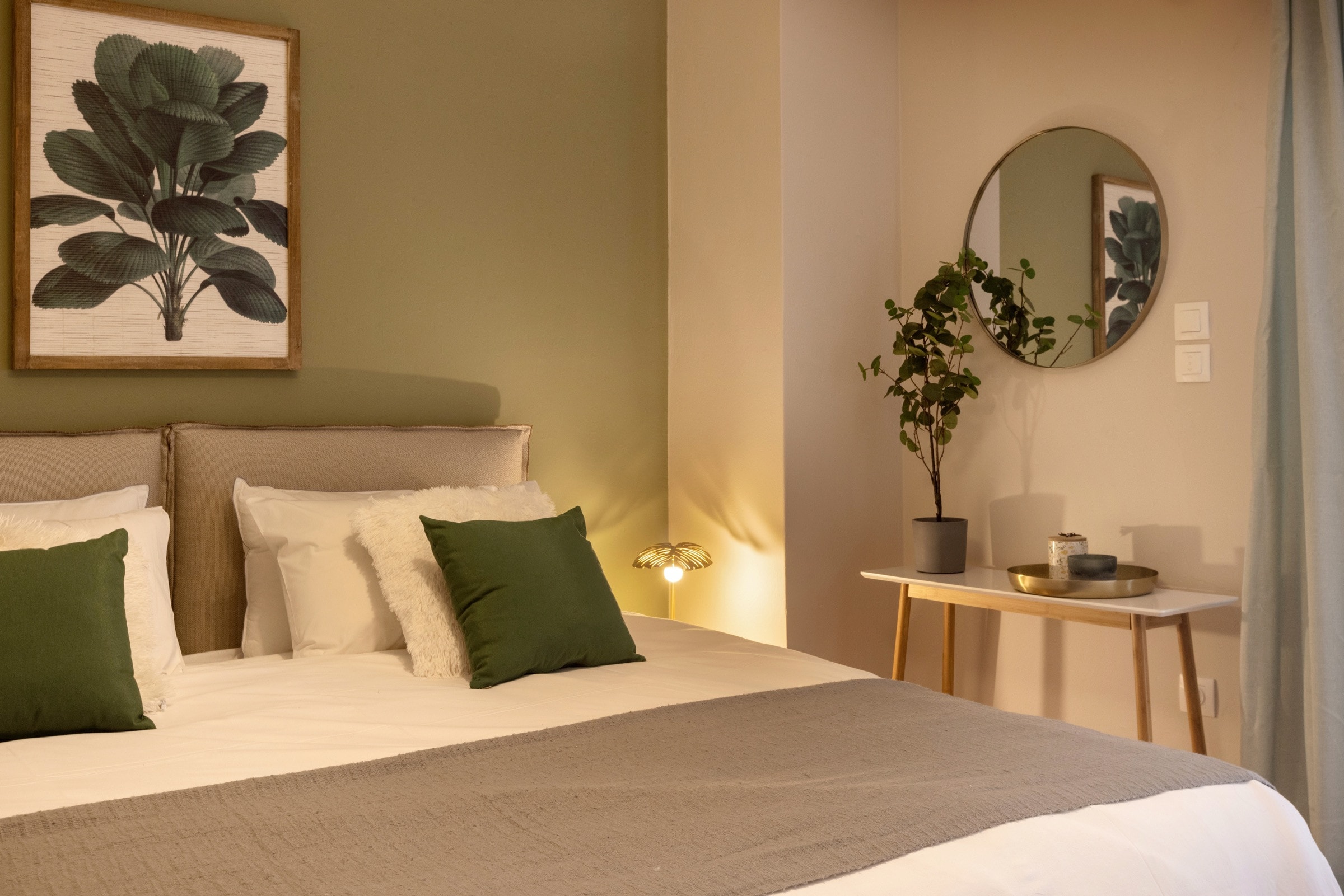 Stylish 1 BDR apartment at Zeas marina