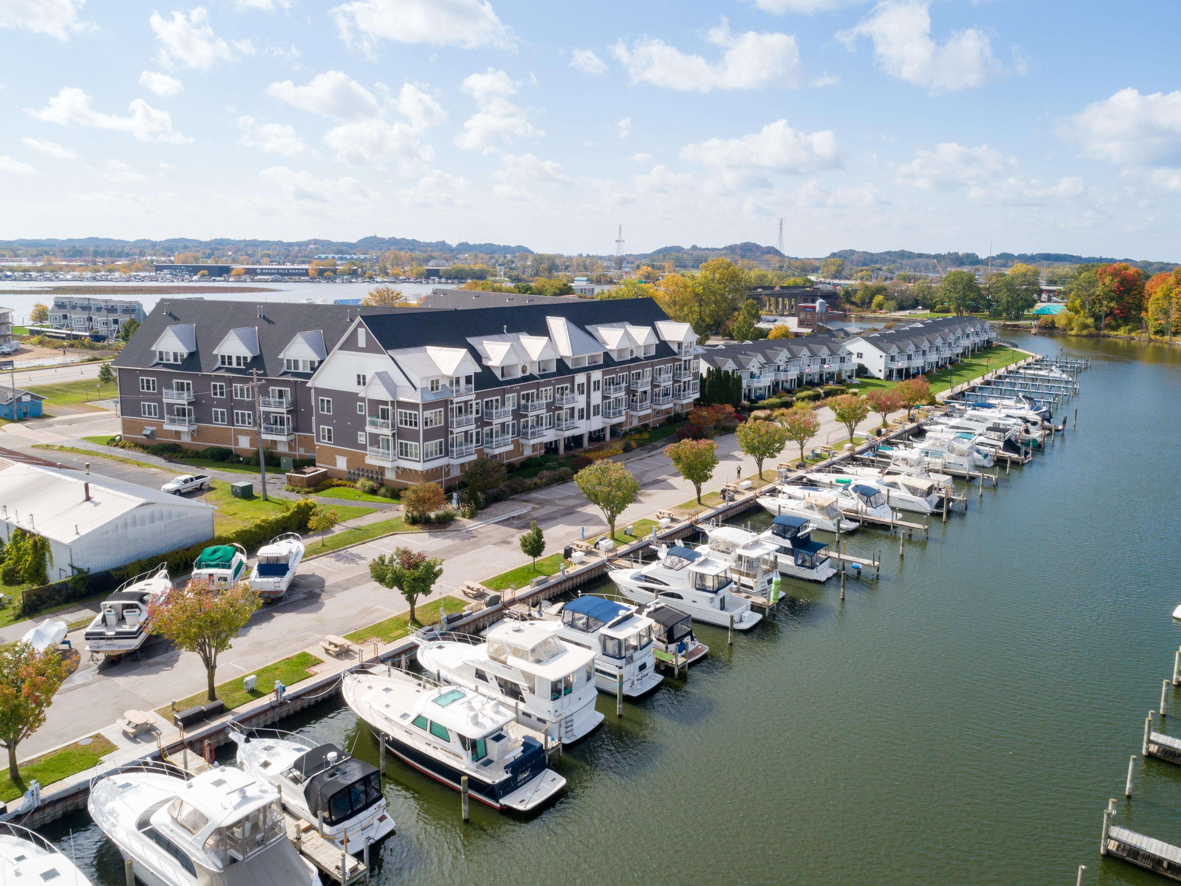 Lake Pointe Condos