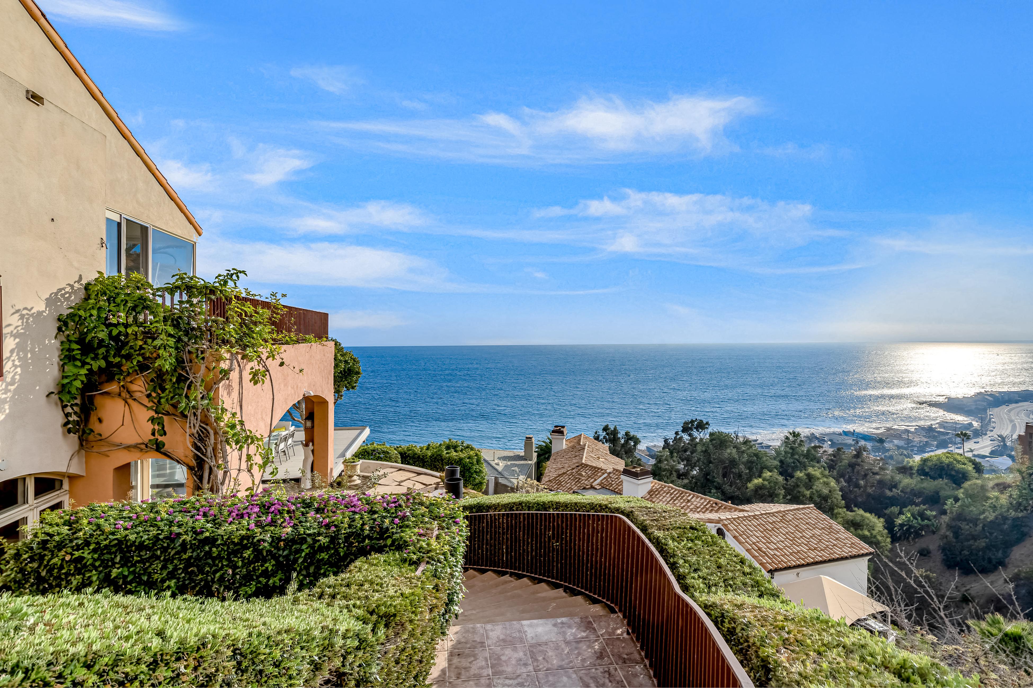 Property Image 1 - La Costa Vista