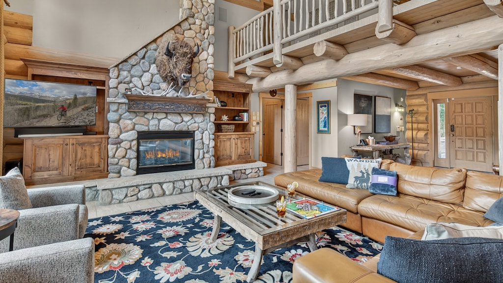 Great room and entryway