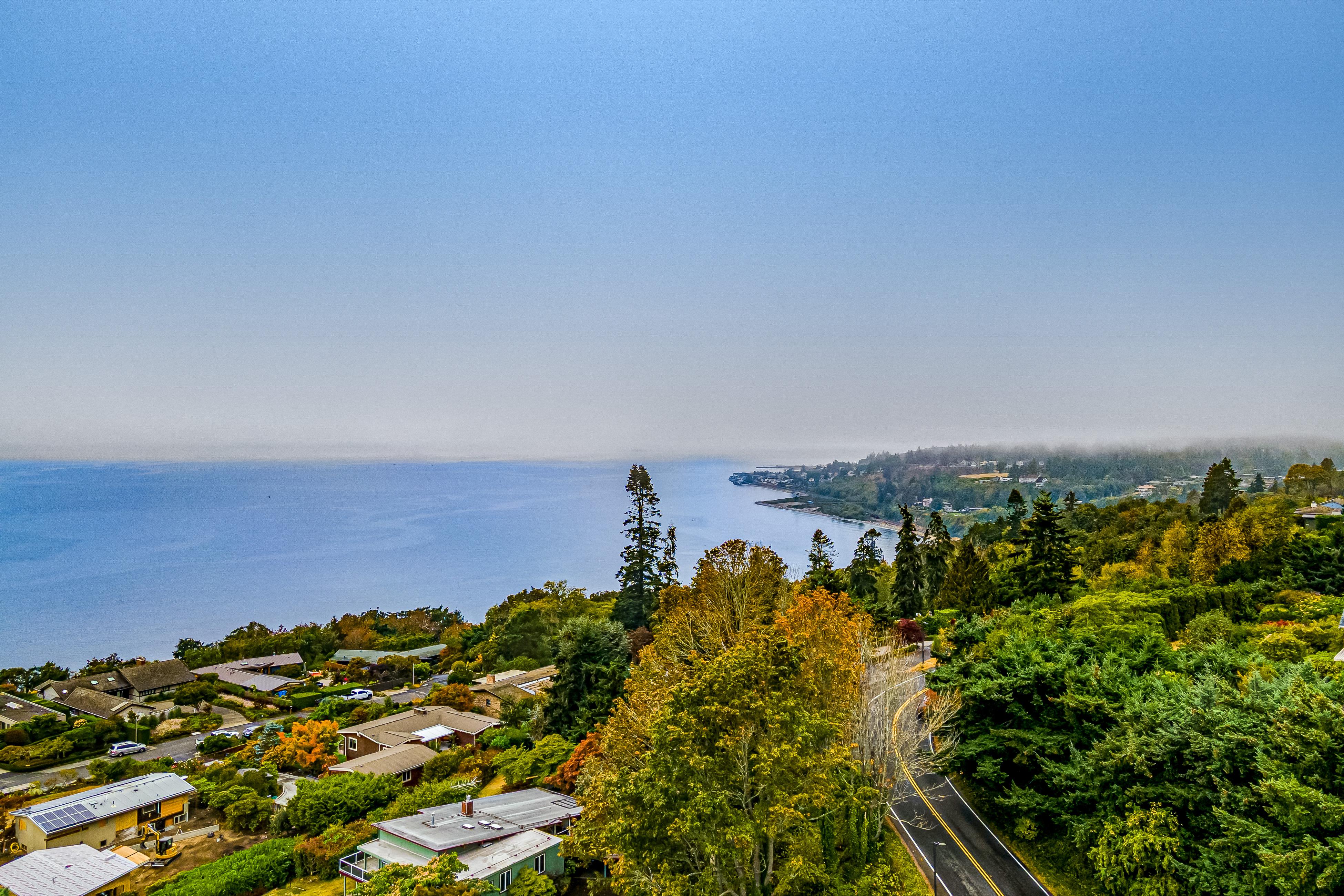 Property Image 1 - Shoreline Sanctuary