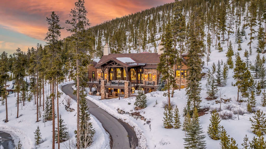 Aerial of Switchback Lodge