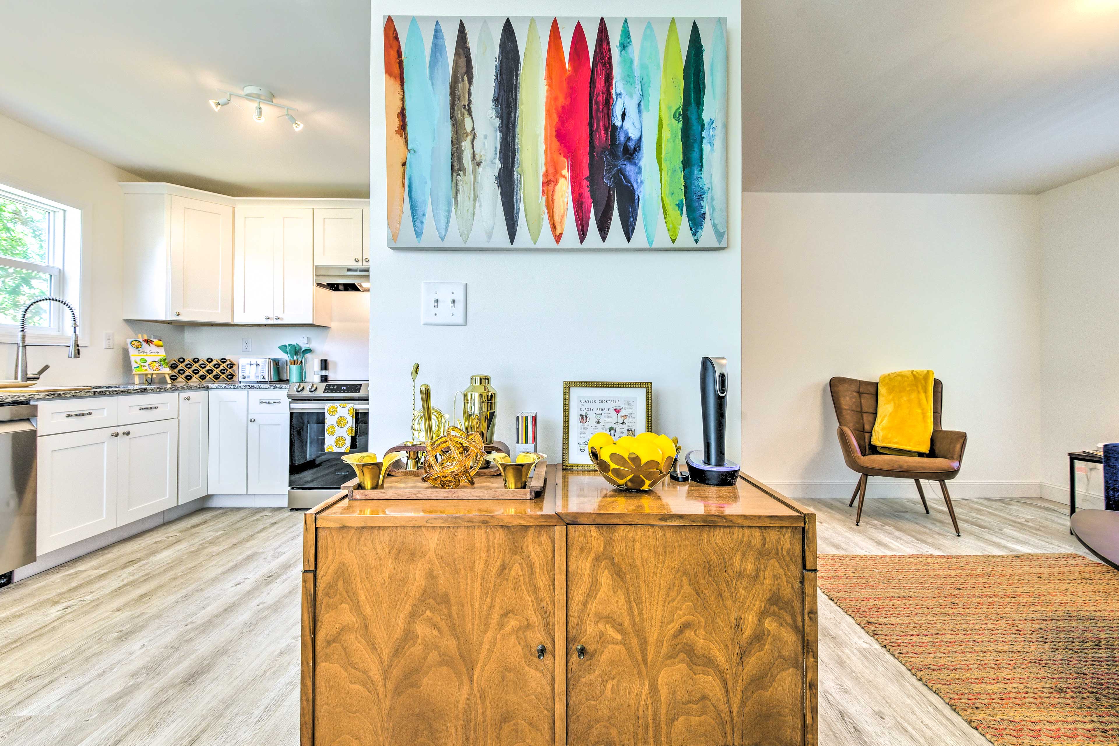 Near Downtown + Ocean: Sarasota Getaway