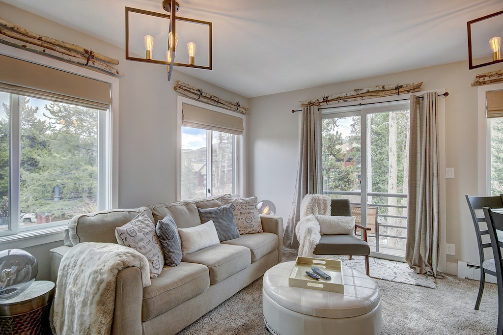 Living room. Luxurious cozy living room