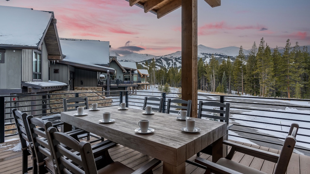 Main level deck with mountain resort views
