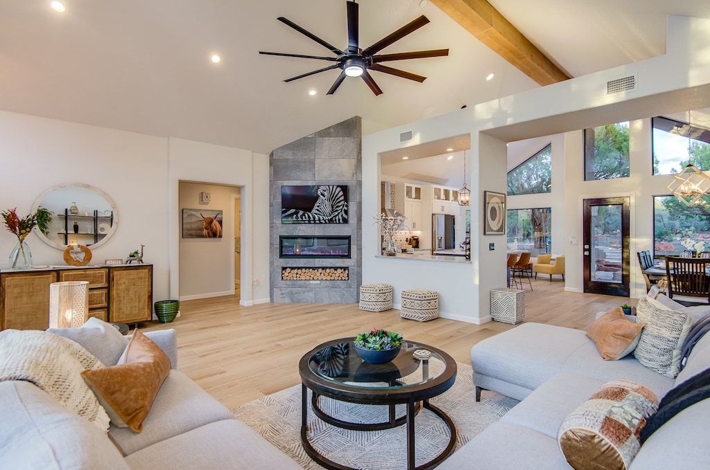 Open Floor Plan with High Ceilings and Large Windows!