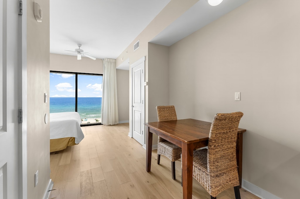 4-web-or-mls-15100 Front Beach Rd 601-5