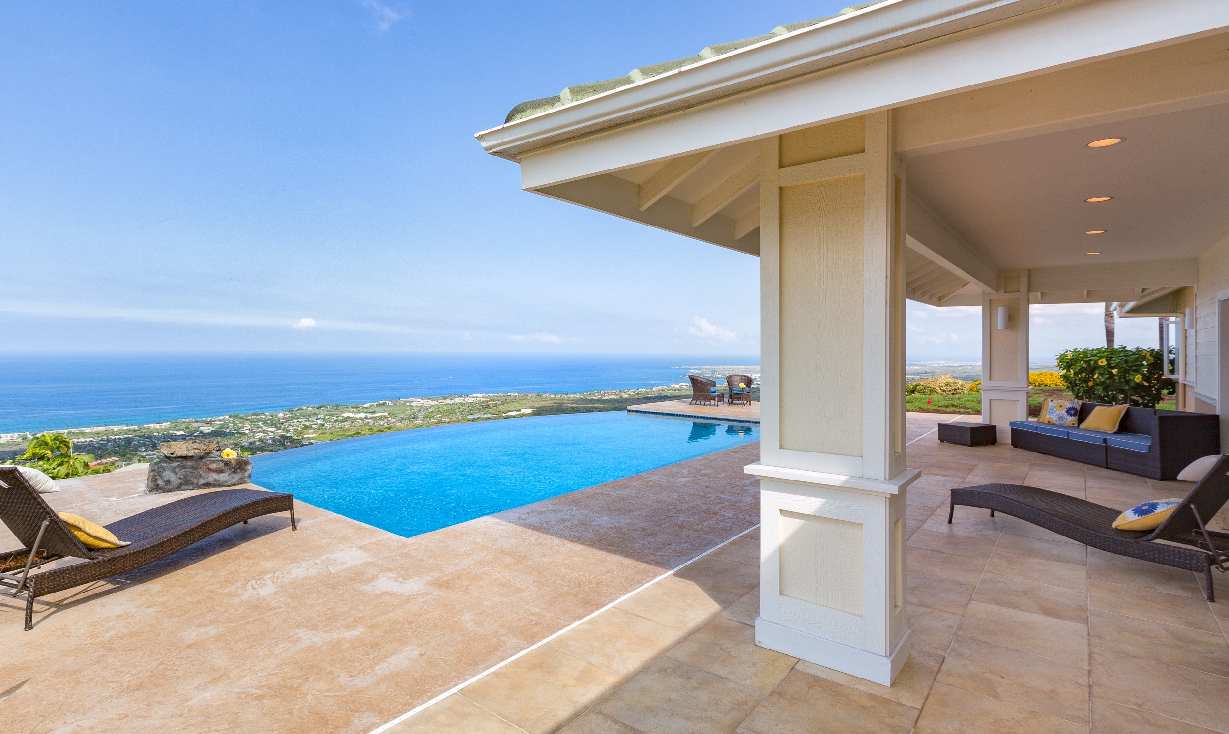 Stunning Ocean views from the private infinity pool