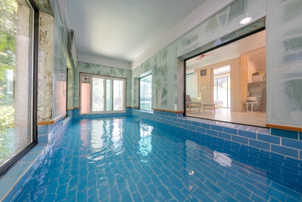 Property Image 1 - lovely pool villa for Romantic Retreat 402