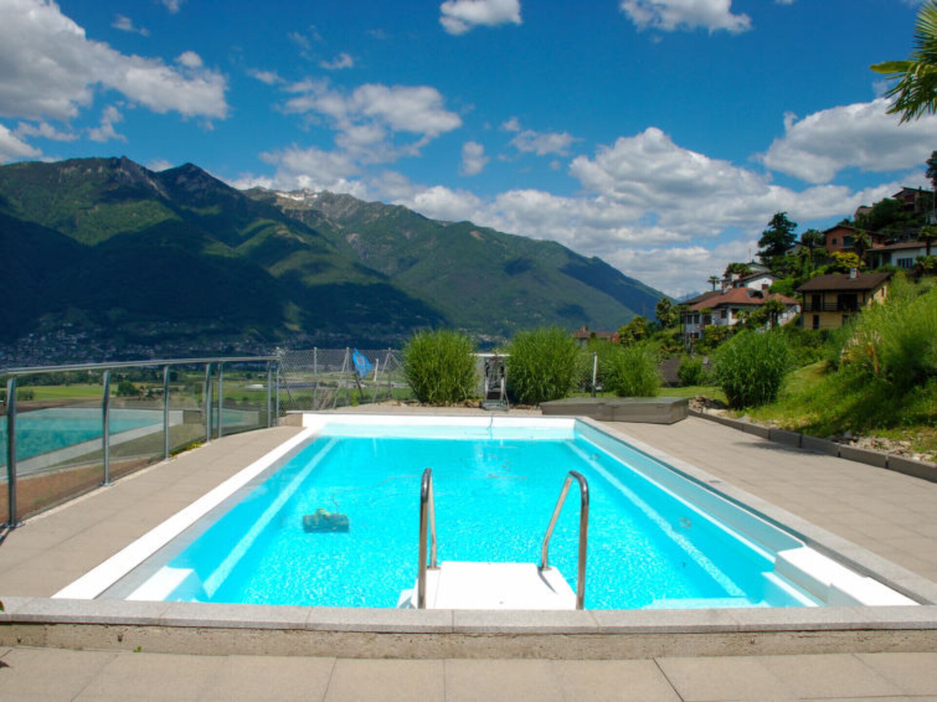 Property Image 1 - Villa with First Class Amenities, Ticino Villa 1006