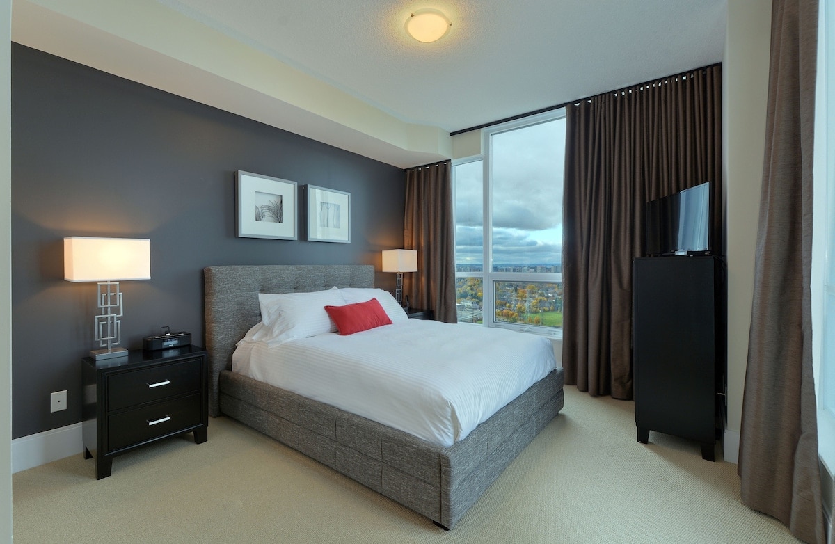 2 Bedroom/2 Bathroom Suite