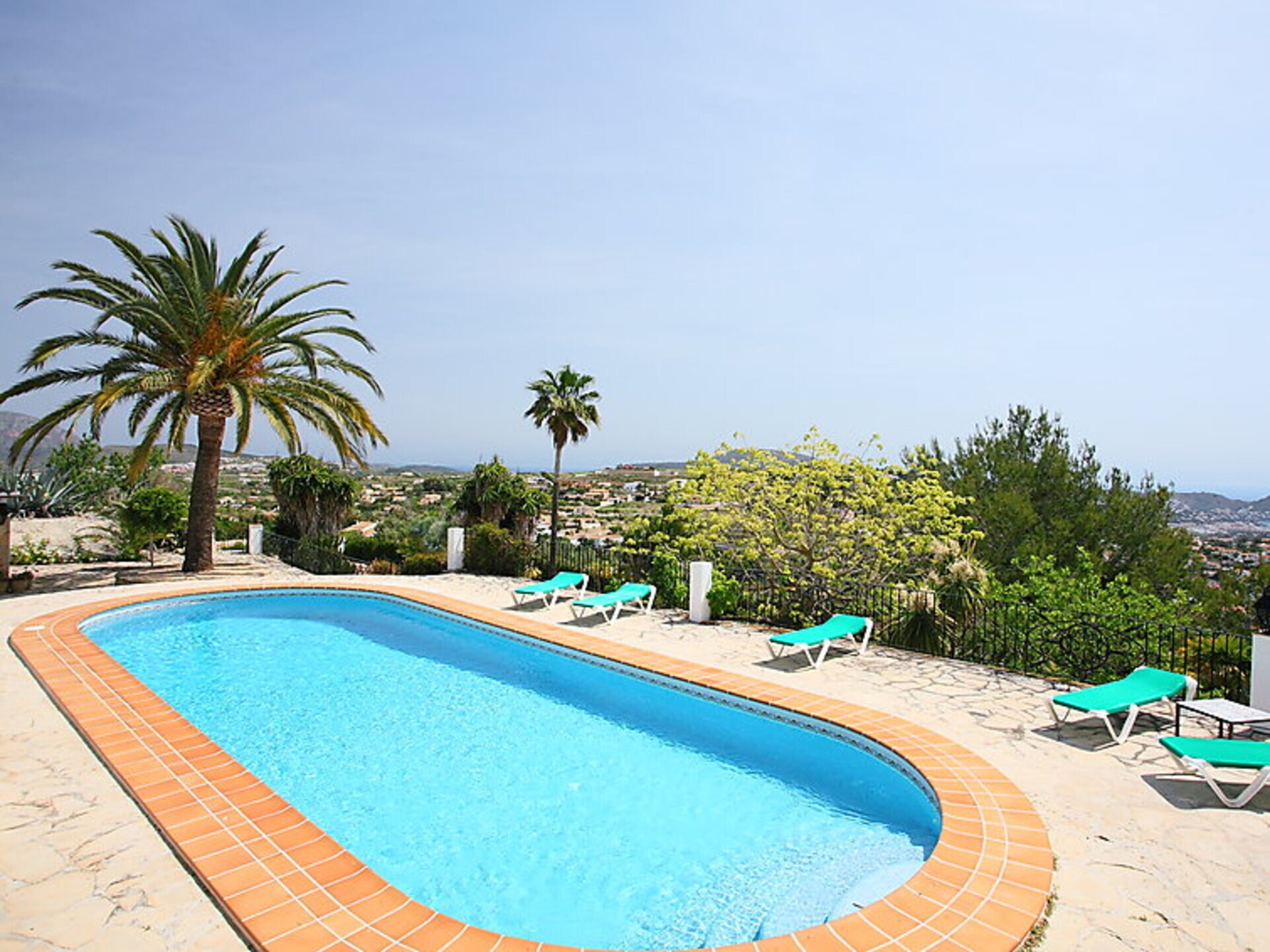 Property Image 2 - Rent Your Own Luxury Villa with 5 Bedrooms, Costa Blanca Villa 1034