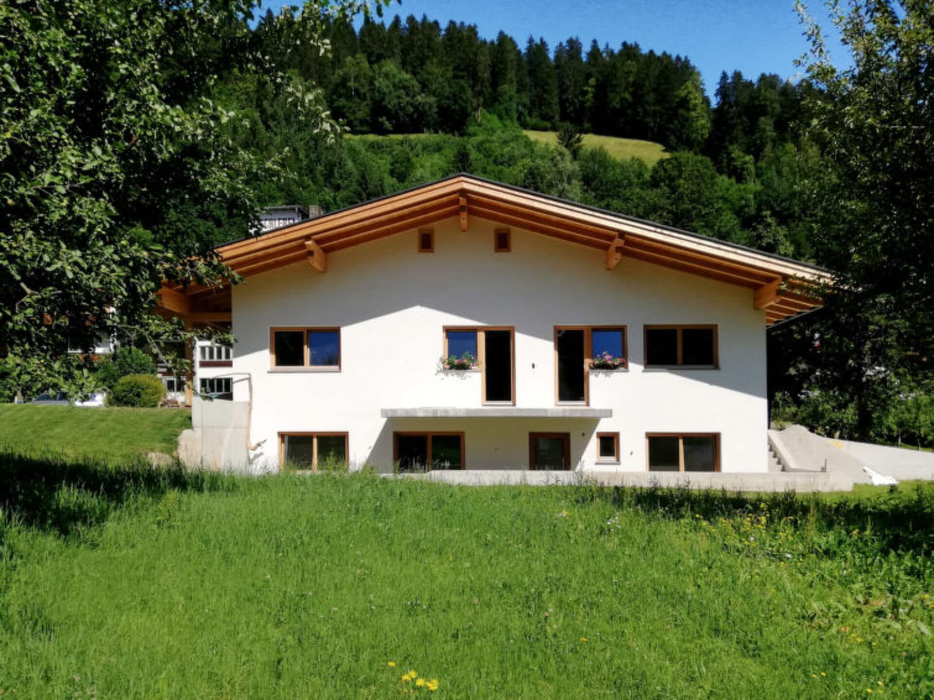Property Image 1 - Luxury 2 Bedroom Villa, Tirol Villa 1050