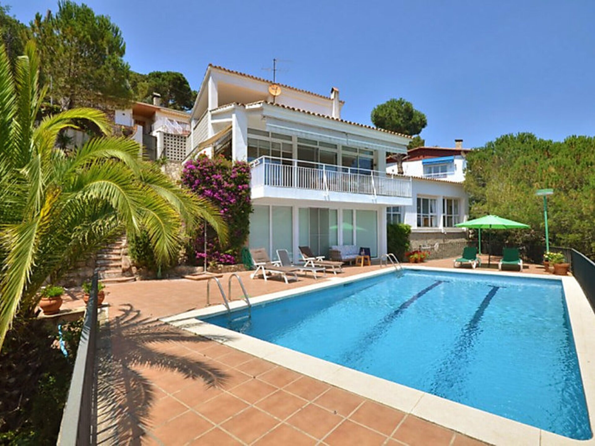 Property Image 1 - Exclusive 3 Bedroom Villa, Lloret de Mar Villa 1006