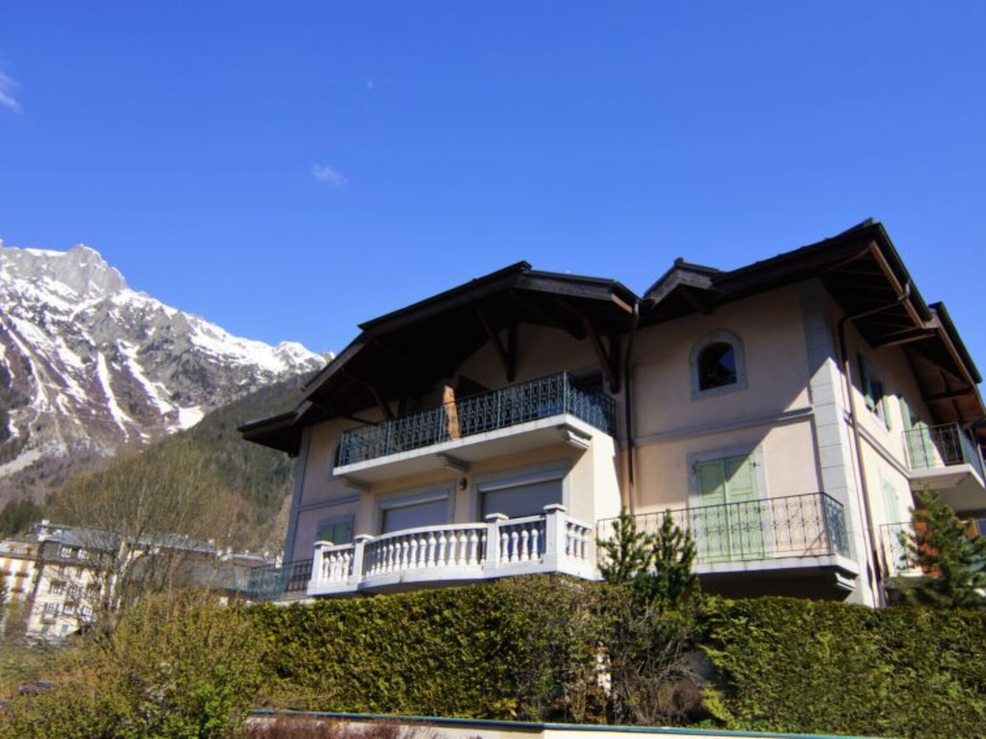 Property Image 1 - Luxury 3 Bedroom Villa, Auvergne-Rhône-Alpes Villa 1054