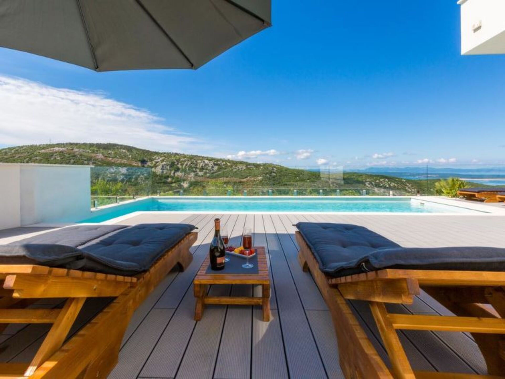 Property Image 2 - The Ultimate Villa with Stunning Views, Primorsko-goranska županija Villa 1061