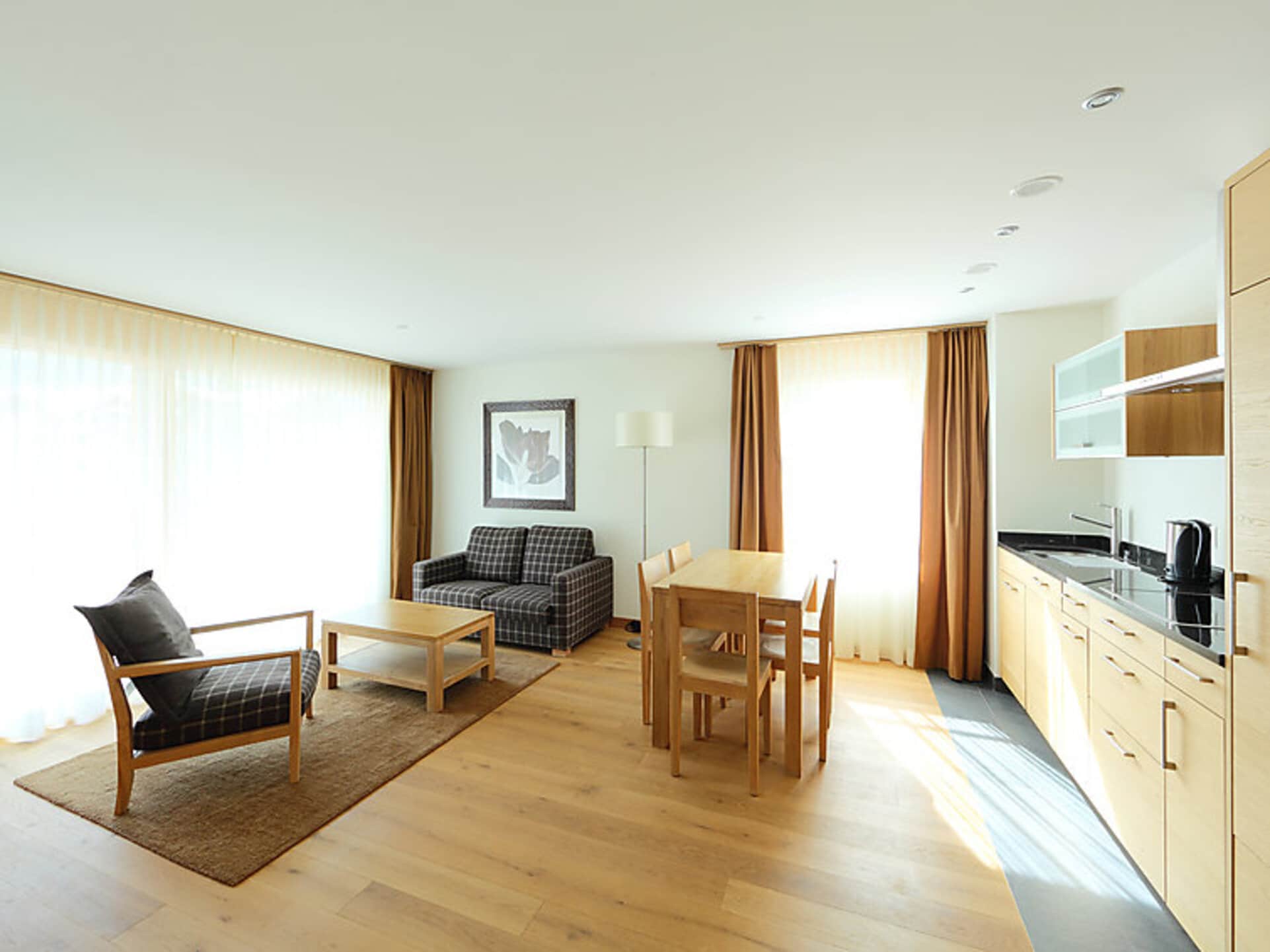 Property Image 2 - Rent Your Own Luxury Villa with 1 Bedrooms, Wallis Villa 1048