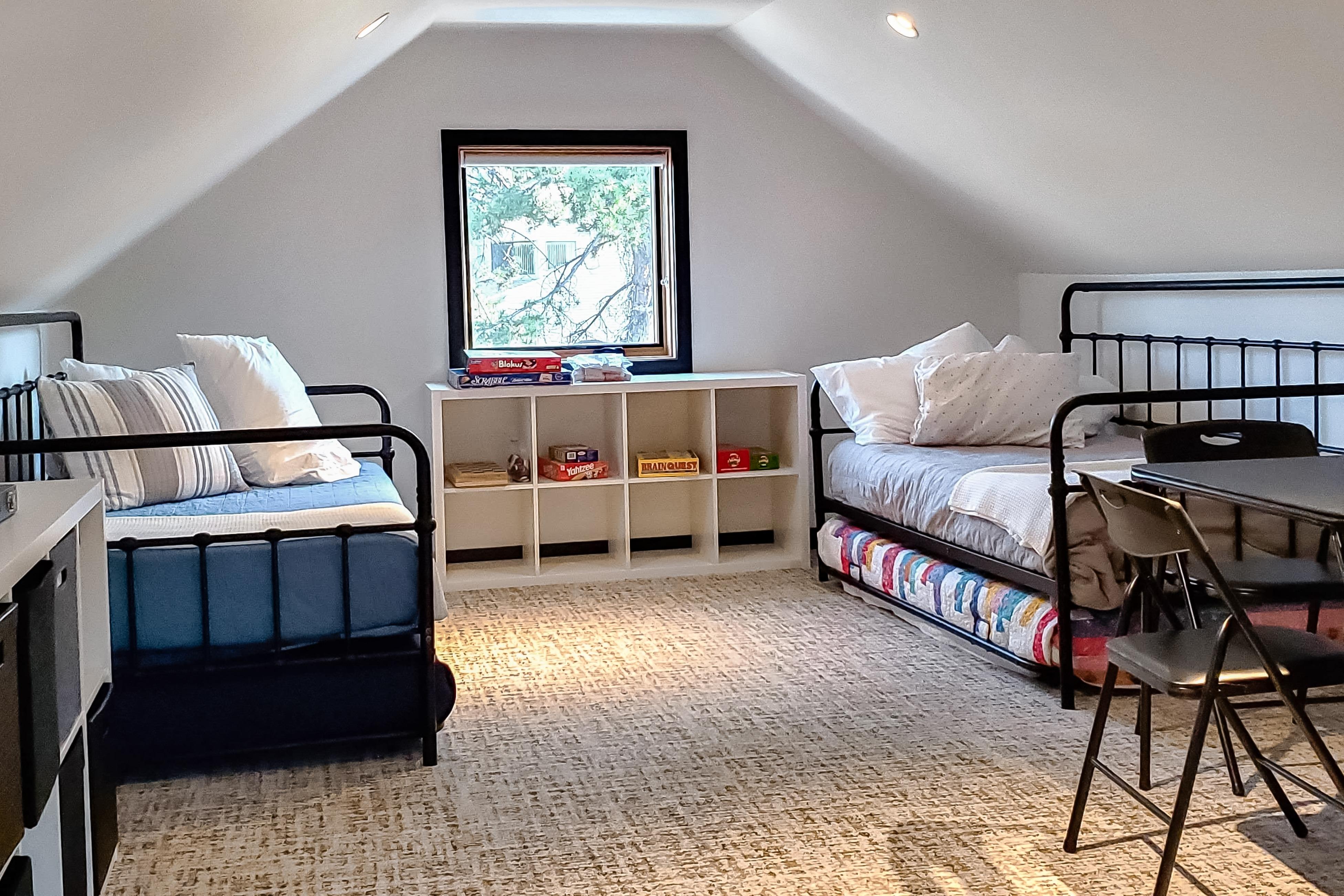 Ponderosa Court, Unit 2A