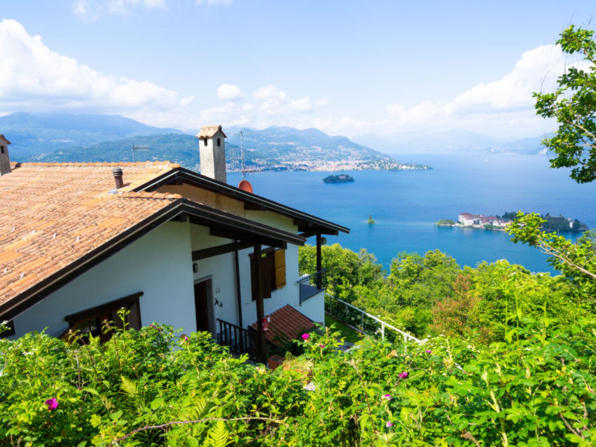 Property Image 1 - Exclusive 1 Bedroom Apartment, Lake Maggiore Apartment 1006