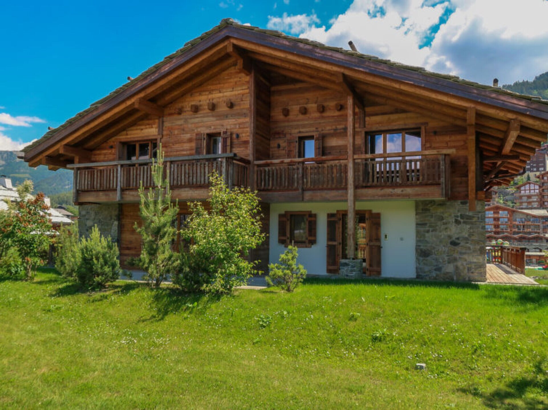 Property Image 1 - Chalet with First Class Amenities, Valais Chalet 1092