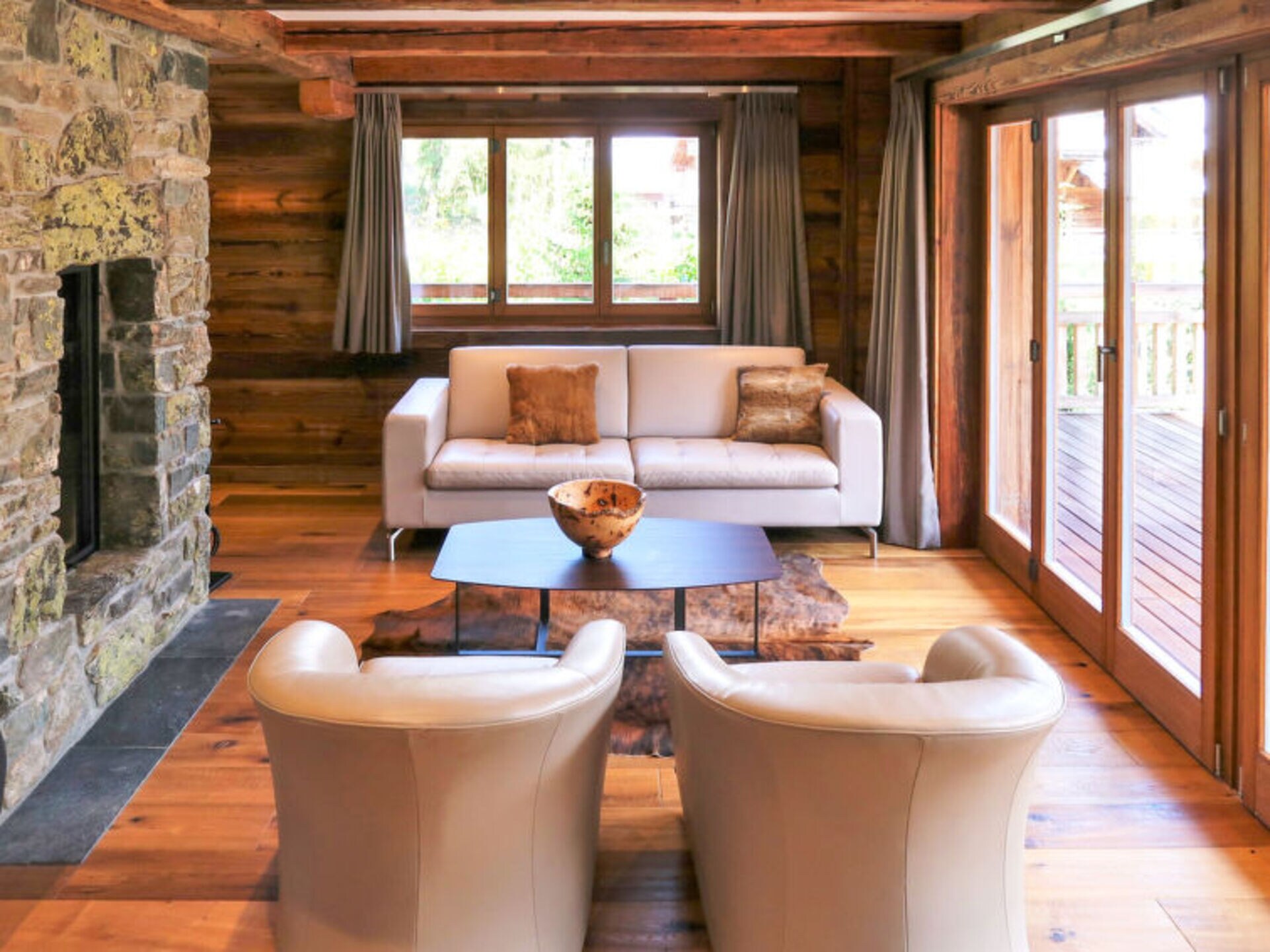 Property Image 2 - Chalet with First Class Amenities, Valais Chalet 1092