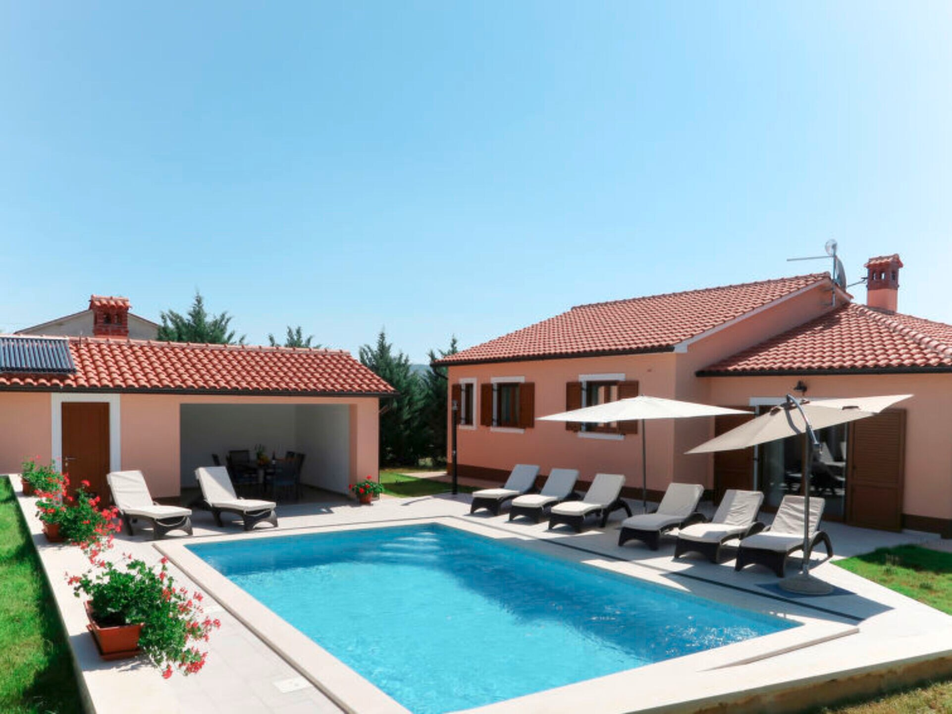 Property Image 1 - Rent Your Own Luxury Villa with 3 Bedrooms, Istarska županija Villa 1169