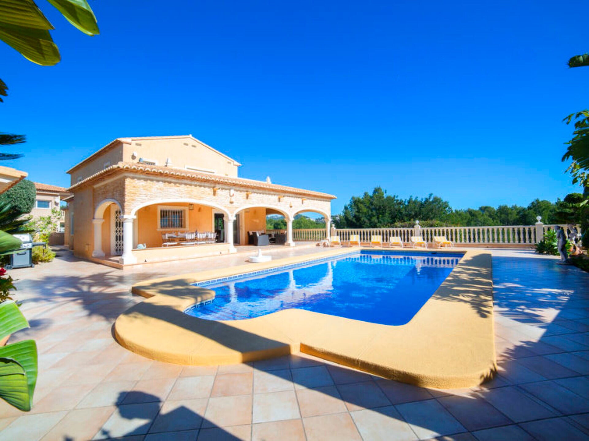 Property Image 1 - The Ultimate Villa in an Ideal Location, Costa Blanca Villa 1135