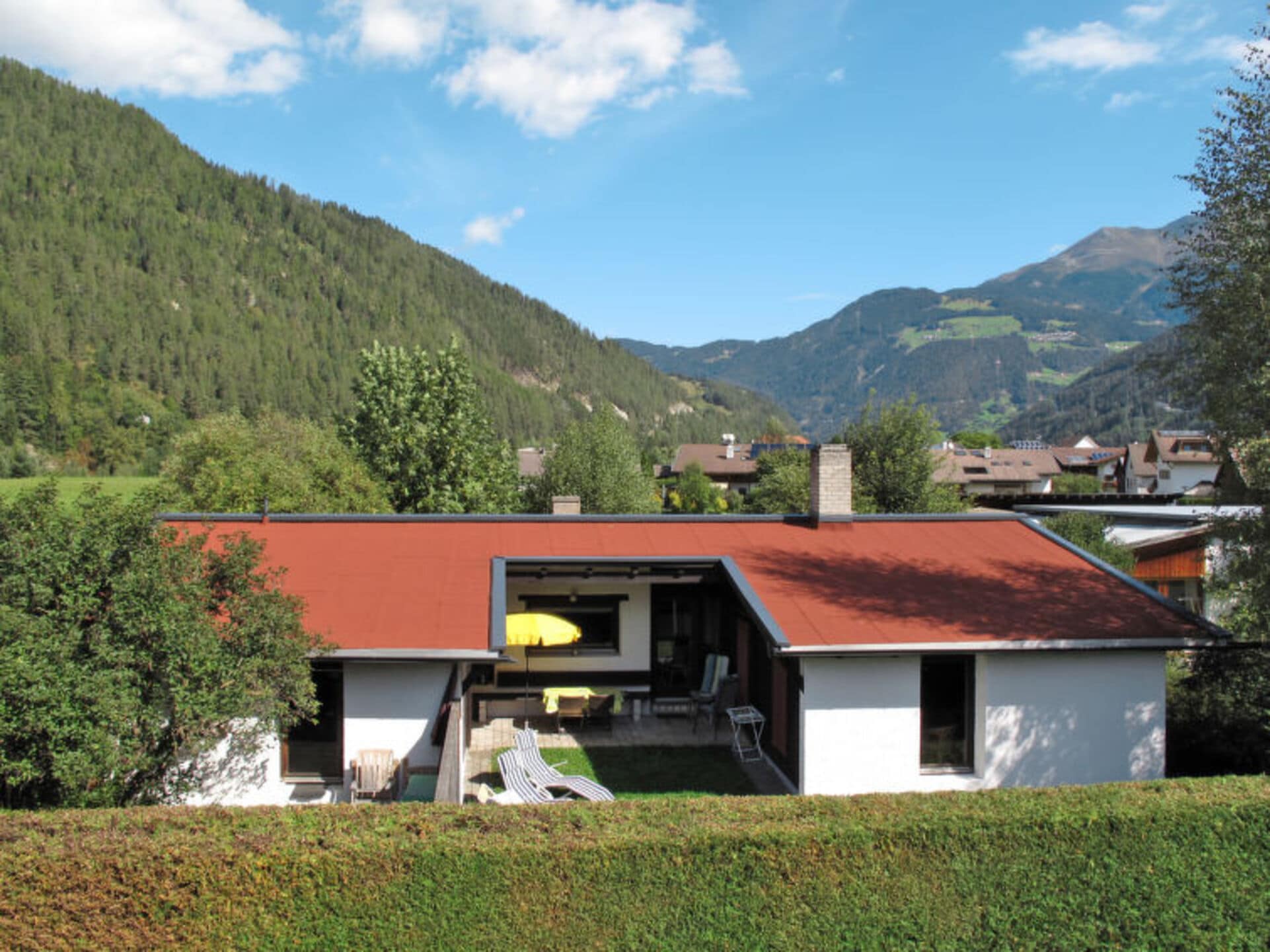 Property Image 1 - Exclusive 3 Bedroom House, Tirol House 1147