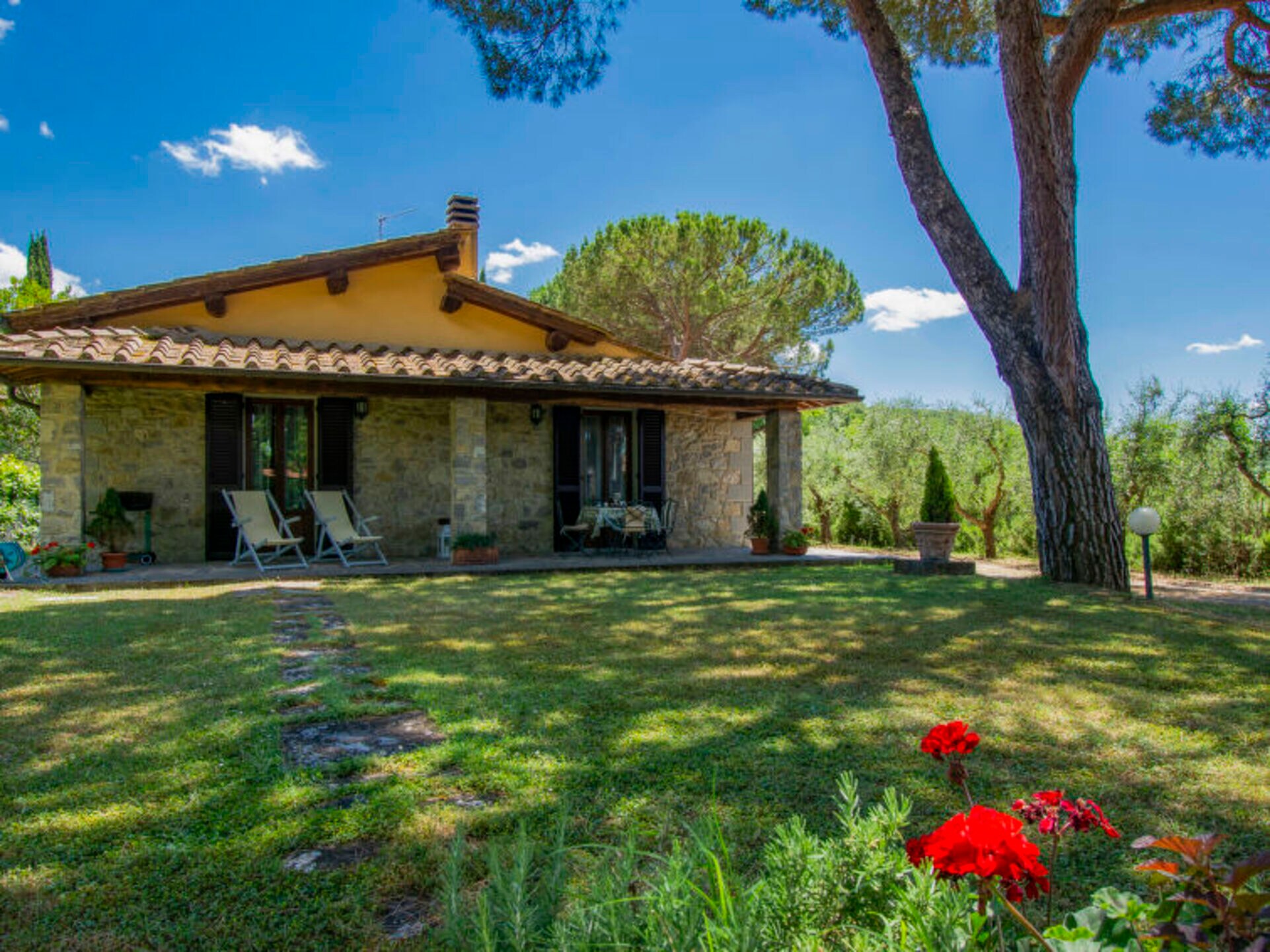 Villa with 2 Bedrooms, Tuscany Villa 1115