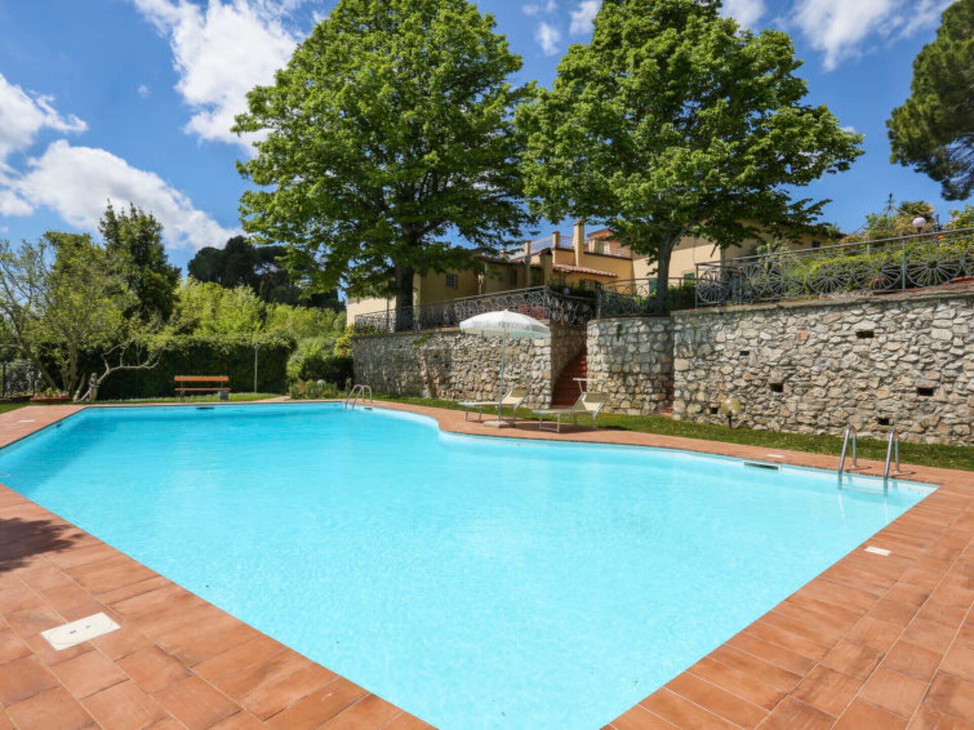Property Image 2 - Exclusive 9 Bedroom Villa, Lucca Pisa and Surroundings Villa 1062