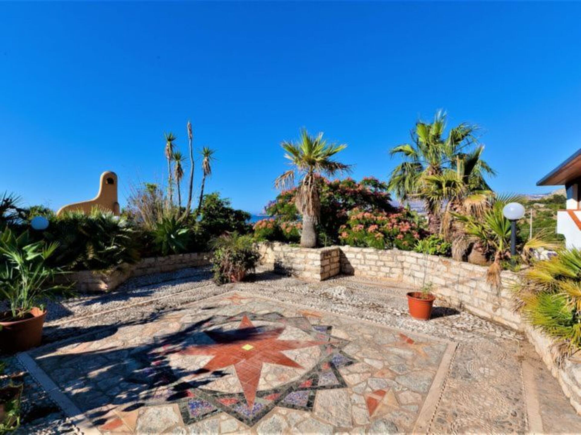 Property Image 2 - Villa with First Class Amenities, Sicily Villa 1017