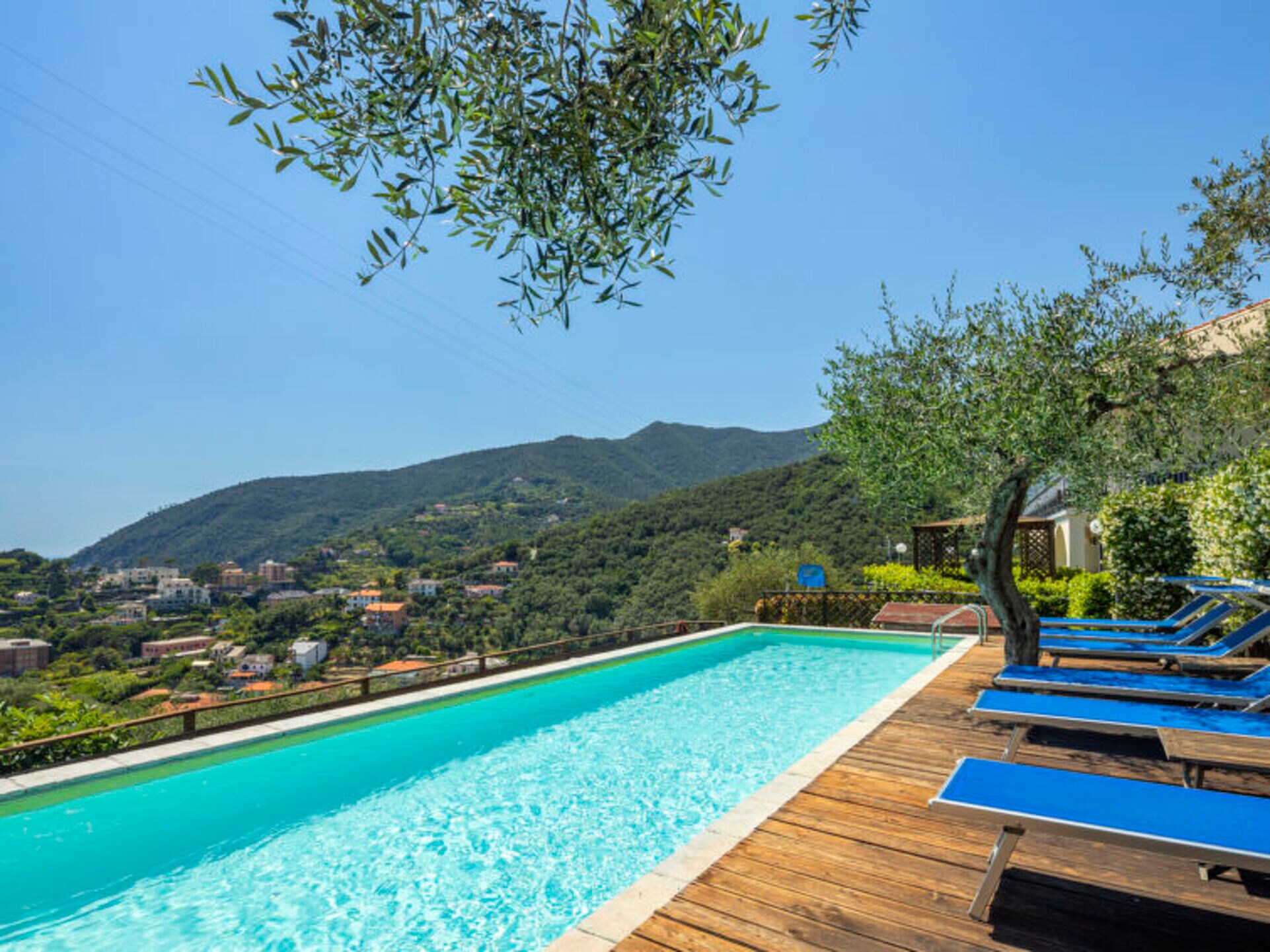 Property Image 1 - Villa with First Class Amenities, Liguria Riviera Villa 1007