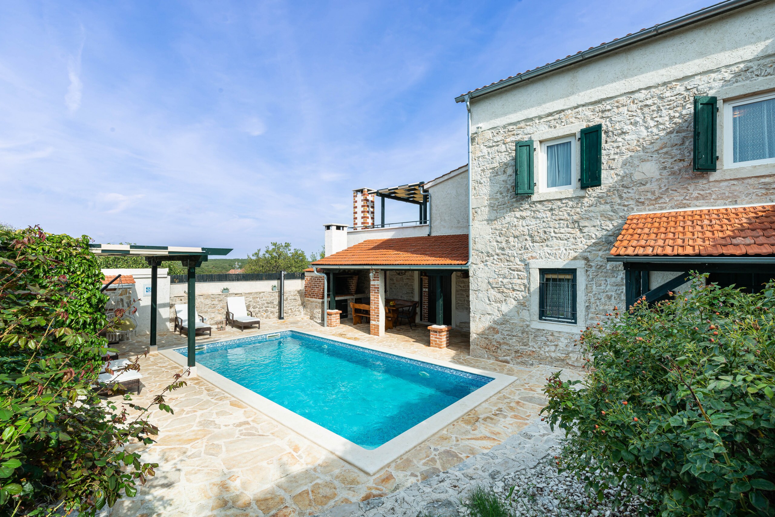 Property Image 2 - Stone villa Mia with pool
