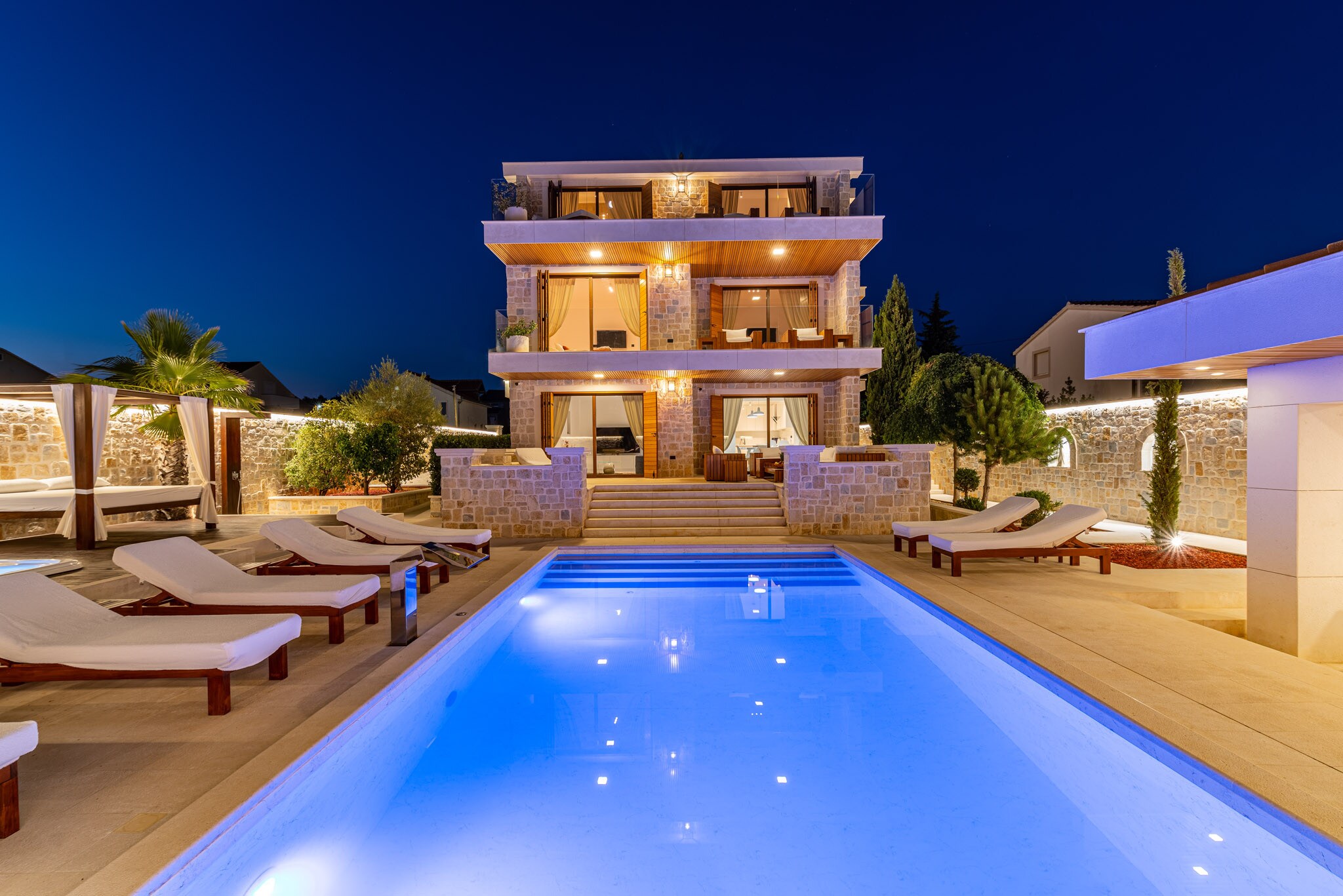 Property Image 2 - Luxury villa Nena woth pool and jacuzzi 