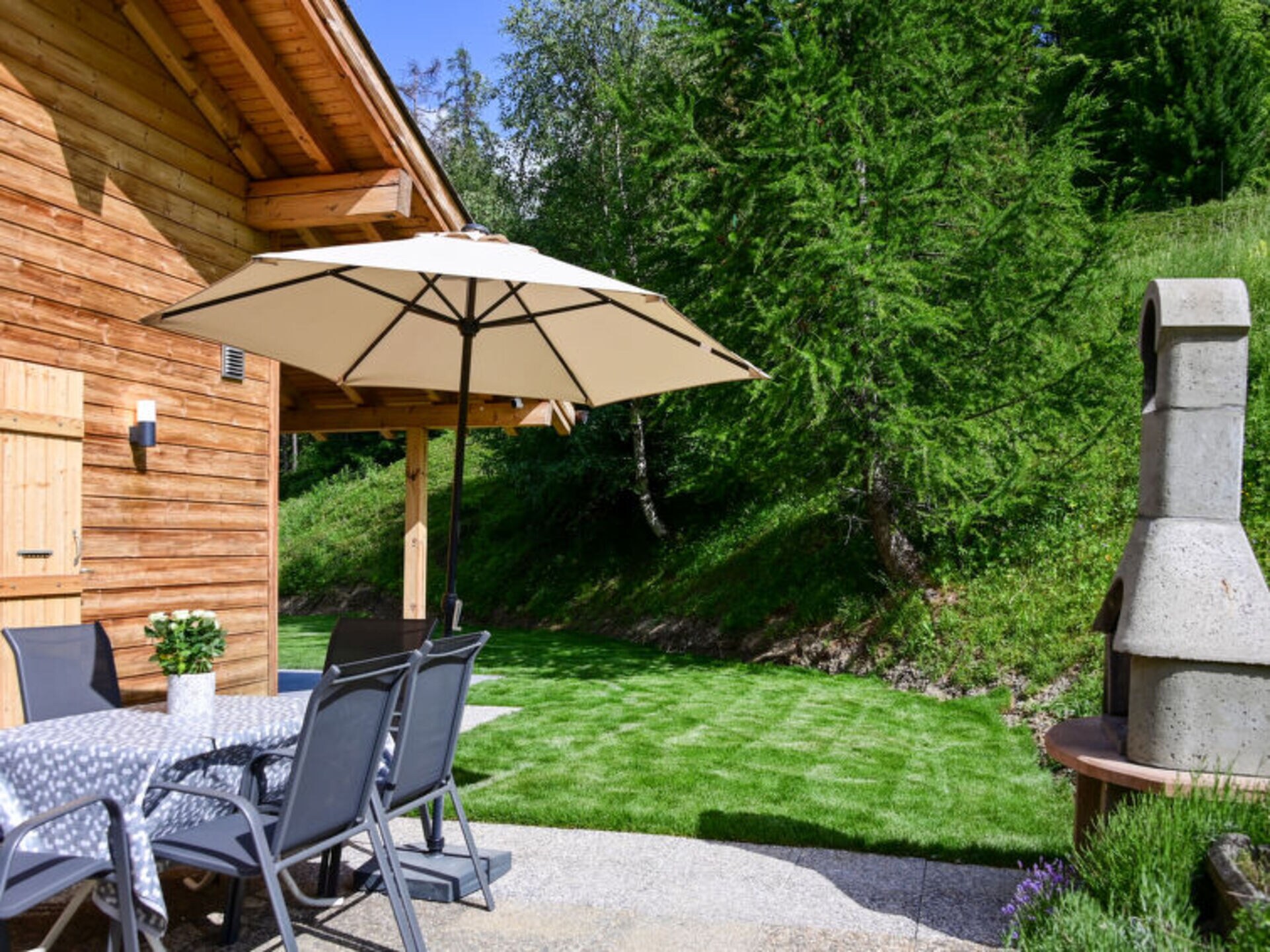 Property Image 1 - Chalet with First Class Amenities, Valais Chalet 1185