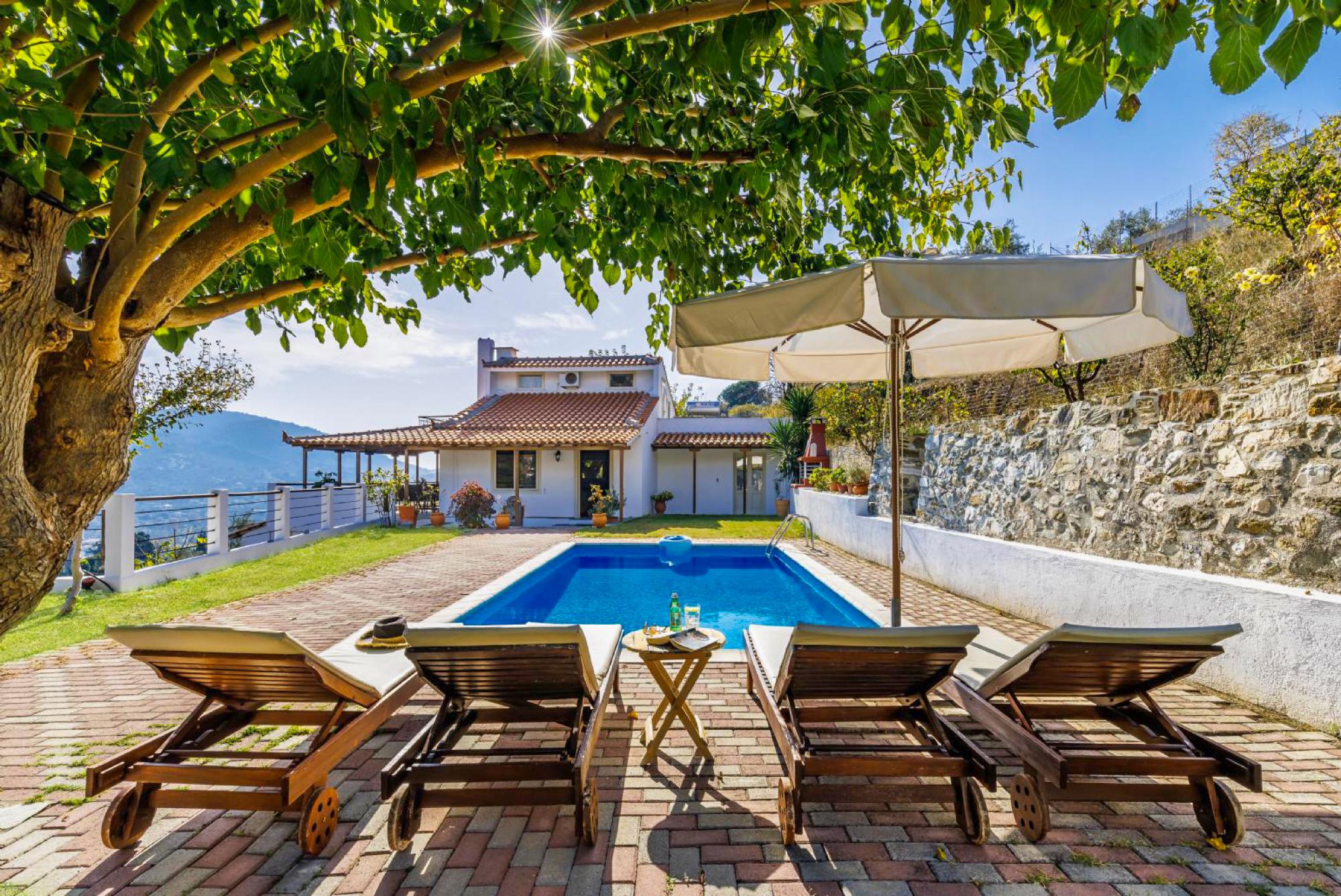 Property Image 2 - Villa Aloupi in Sporades
